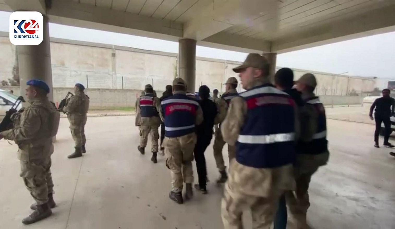 Li Diyarbekirê heşt kes bi idîaya propagandaya PKKyê hatin binçavkirin